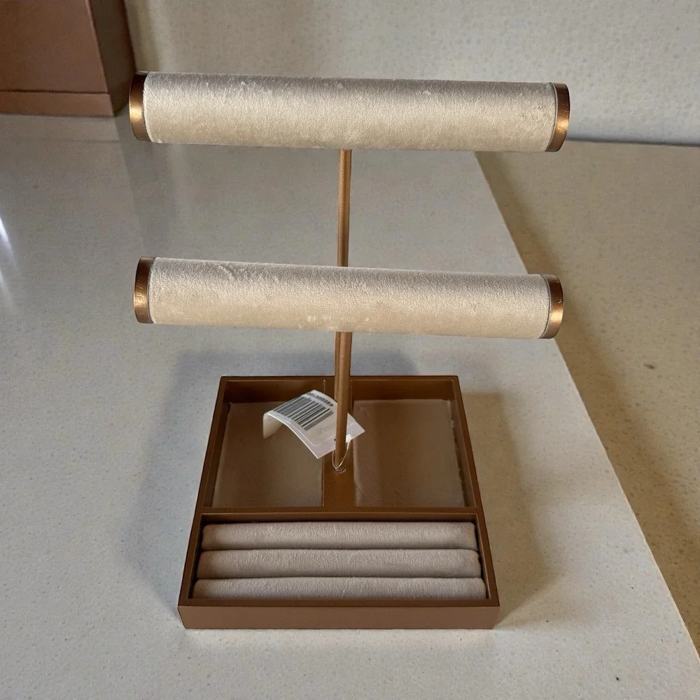 Tan Gold Suede 2 Tier Double T Bar Jewelry Display 10